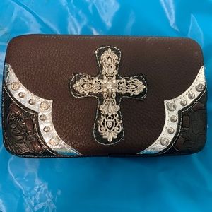 Womens wallet w/ rhinestones and cross new without tags